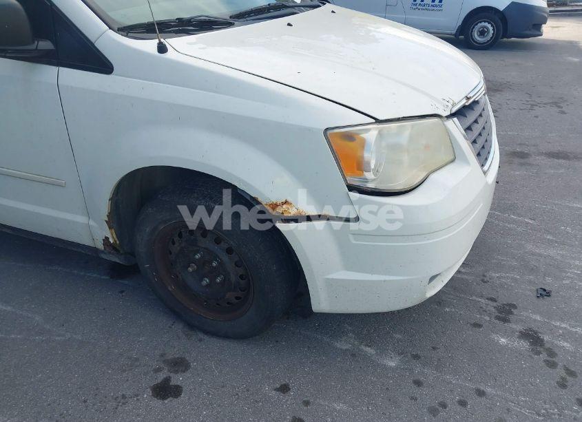 Photo 6 of 2008 Chrysler Town & COUNTRY LX (VIN 2A8HR44HX8R665966)