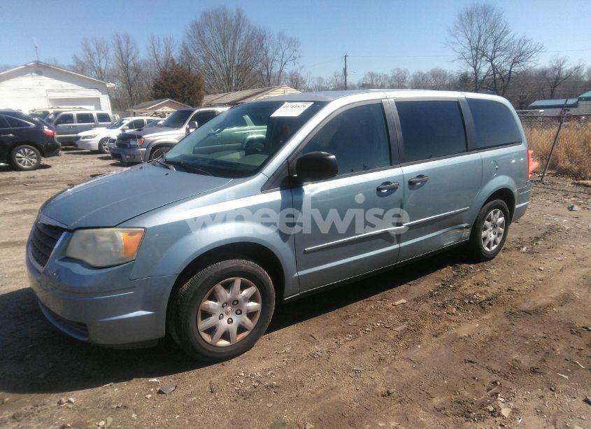 Photo 2 of 2008 Chrysler Town & COUNTRY LX (VIN 2A8HR44HX8R698871)
