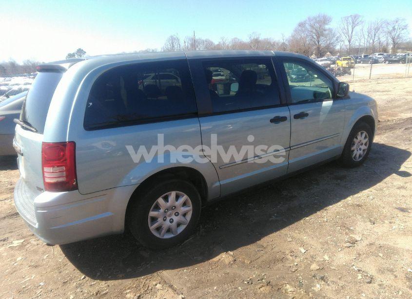 Photo 4 of 2008 Chrysler Town & COUNTRY LX (VIN 2A8HR44HX8R698871)