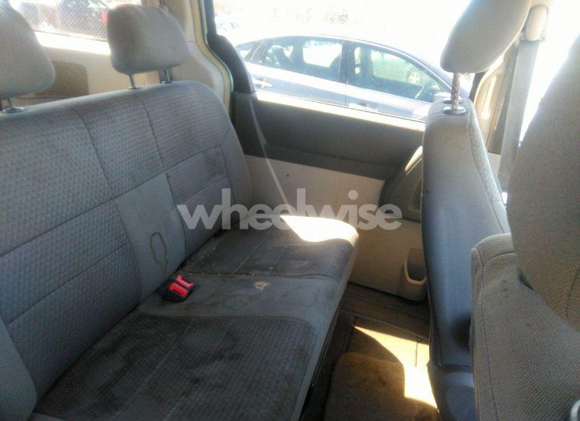 Photo 8 of 2008 Chrysler Town & COUNTRY LX (VIN 2A8HR44HX8R698871)