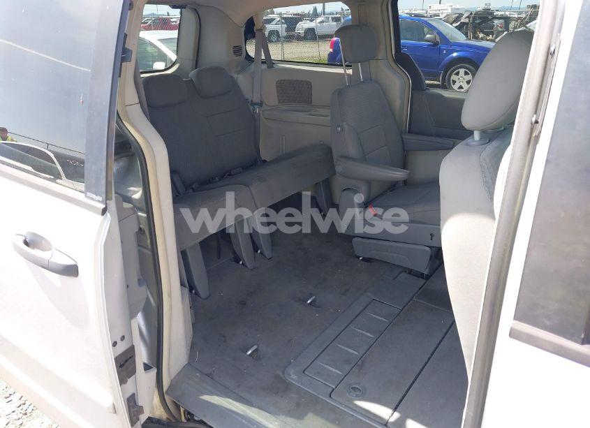 Photo 8 of 2008 Chrysler Town & COUNTRY LX (VIN 2A8HR44HX8R724952)