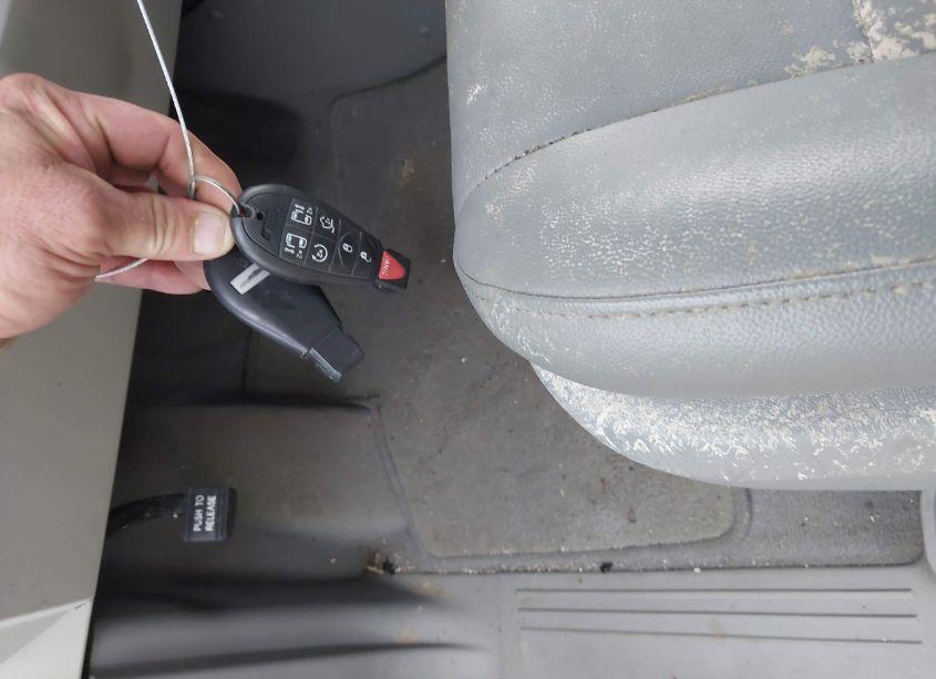 Photo 11 of 2009 Chrysler Town & COUNTRY TOURING (VIN 2A8HR54109R590835)