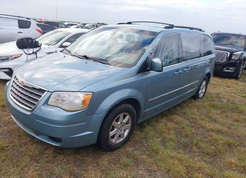 Photo 2 of 2009 Chrysler Town & COUNTRY TOURING (VIN 2A8HR54109R590835)