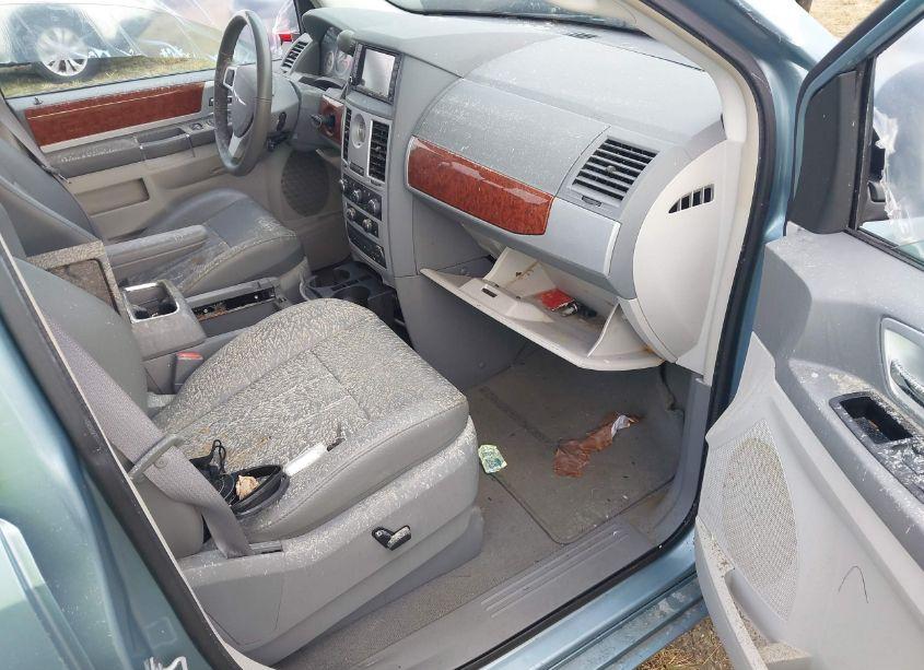 Photo 5 of 2009 Chrysler Town & COUNTRY TOURING (VIN 2A8HR54109R590835)