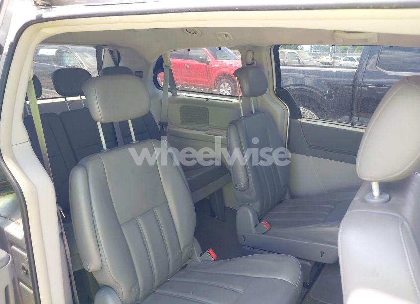 Photo 8 of 2009 Chrysler Town & COUNTRY TOURING (VIN 2A8HR54109R625132)