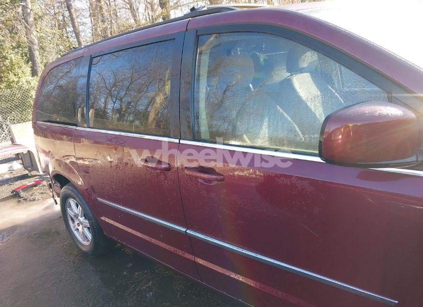 Photo 13 of 2009 Chrysler Town & COUNTRY TOURING (VIN 2A8HR54119R521474)