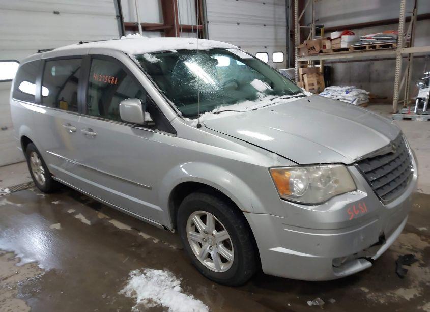 2009 Chrysler Town & COUNTRY TOURING (VIN 2A8HR54119R556080) main photo