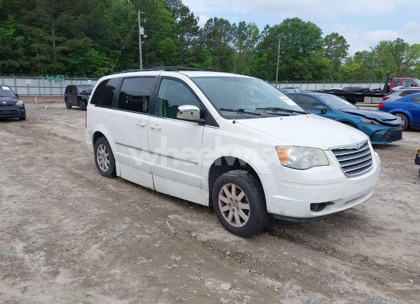 2009 Chrysler Town & COUNTRY TOURING (VIN 2A8HR54119R611420) main photo