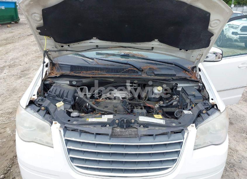 Photo 10 of 2009 Chrysler Town & COUNTRY TOURING (VIN 2A8HR54119R611420)