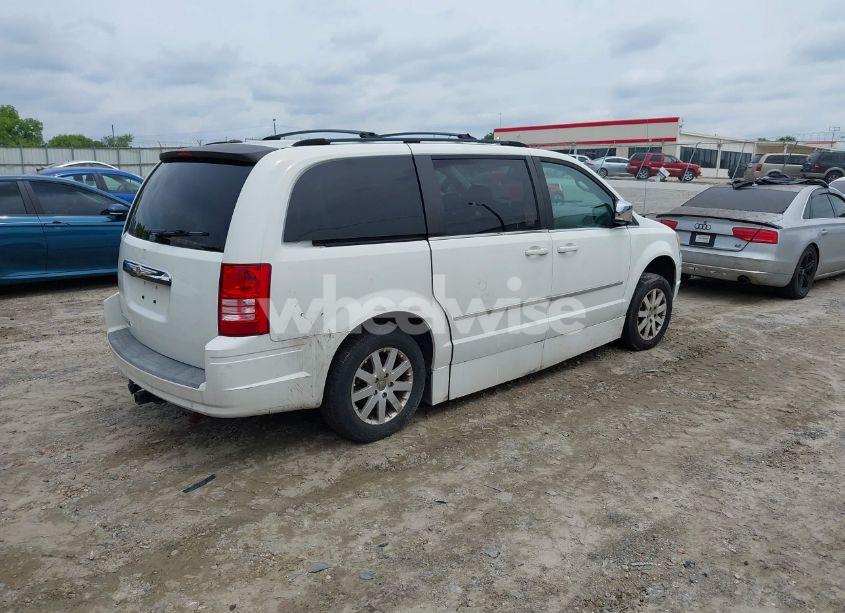 Photo 4 of 2009 Chrysler Town & COUNTRY TOURING (VIN 2A8HR54119R611420)