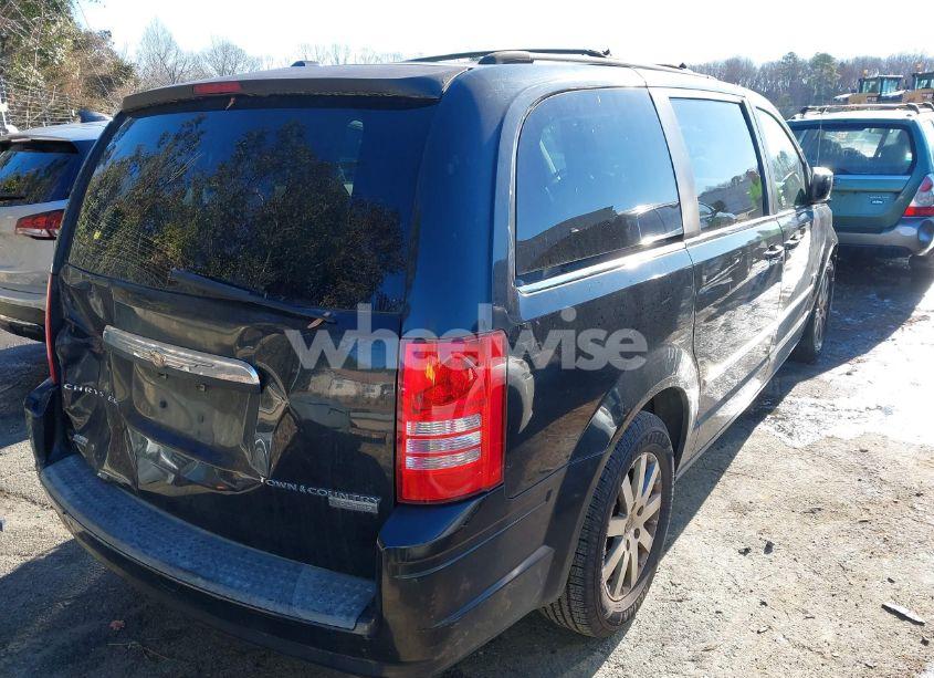 Photo 4 of 2009 Chrysler Town & COUNTRY TOURING (VIN 2A8HR54119R675330)