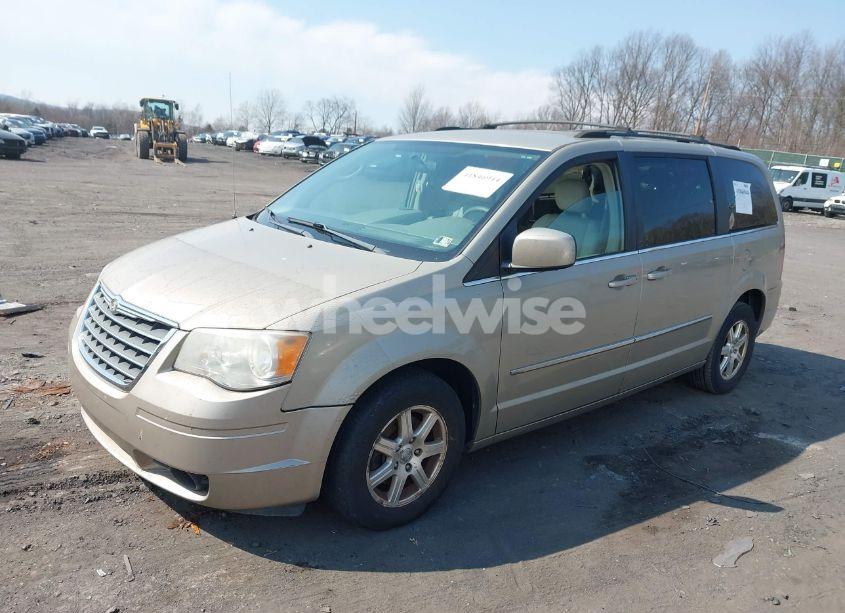 Photo 2 of 2009 Chrysler Town & COUNTRY TOURING (VIN 2A8HR54129R633569)