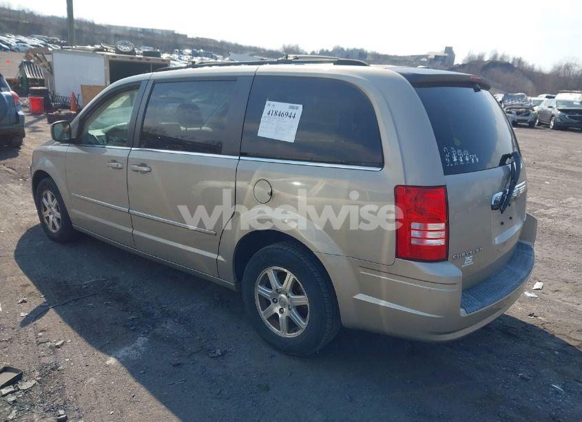 Photo 3 of 2009 Chrysler Town & COUNTRY TOURING (VIN 2A8HR54129R633569)