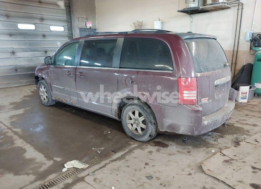 Photo 3 of 2009 Chrysler Town & COUNTRY TOURING (VIN 2A8HR54149R521288)