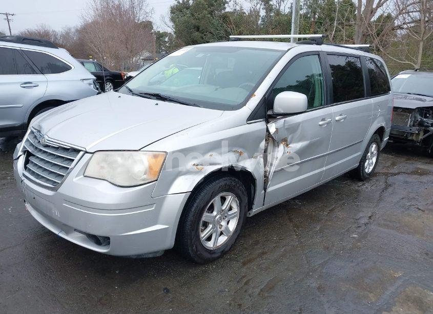 Photo 2 of 2009 Chrysler Town & COUNTRY TOURING (VIN 2A8HR54149R624811)
