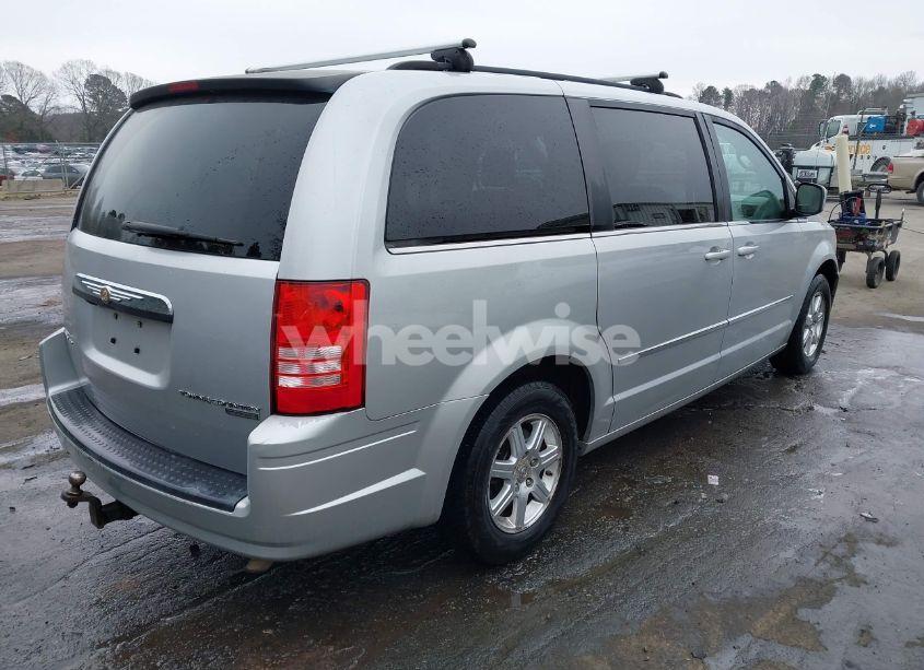 Photo 4 of 2009 Chrysler Town & COUNTRY TOURING (VIN 2A8HR54149R624811)