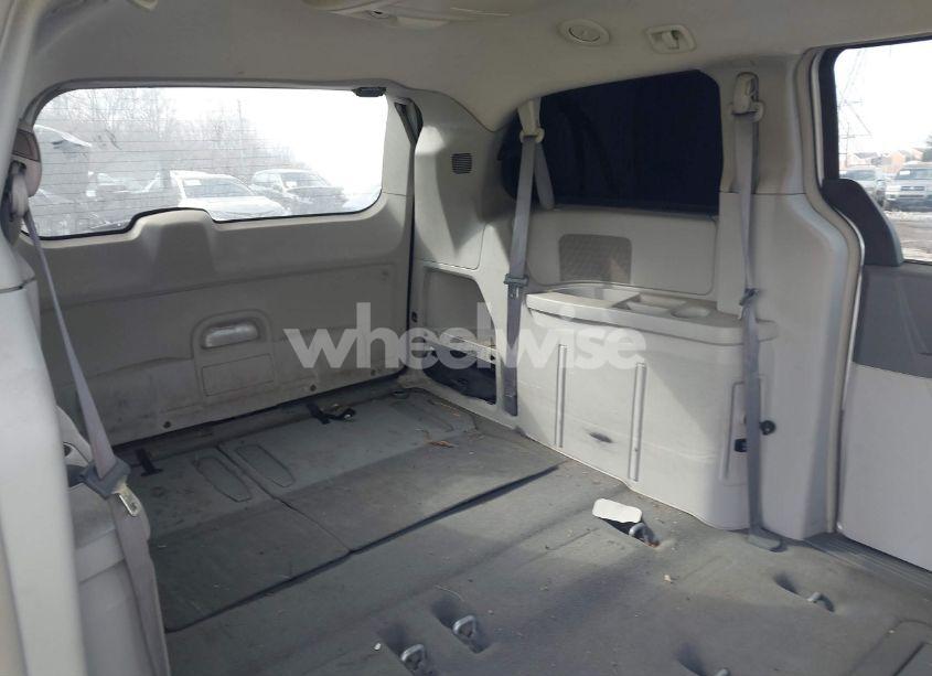 Photo 8 of 2009 Chrysler Town & COUNTRY TOURING (VIN 2A8HR54169R683858)