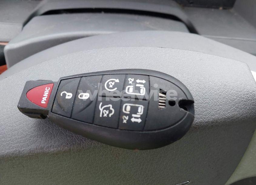 Photo 11 of 2009 Chrysler Town & COUNTRY TOURING (VIN 2A8HR54179R521480)