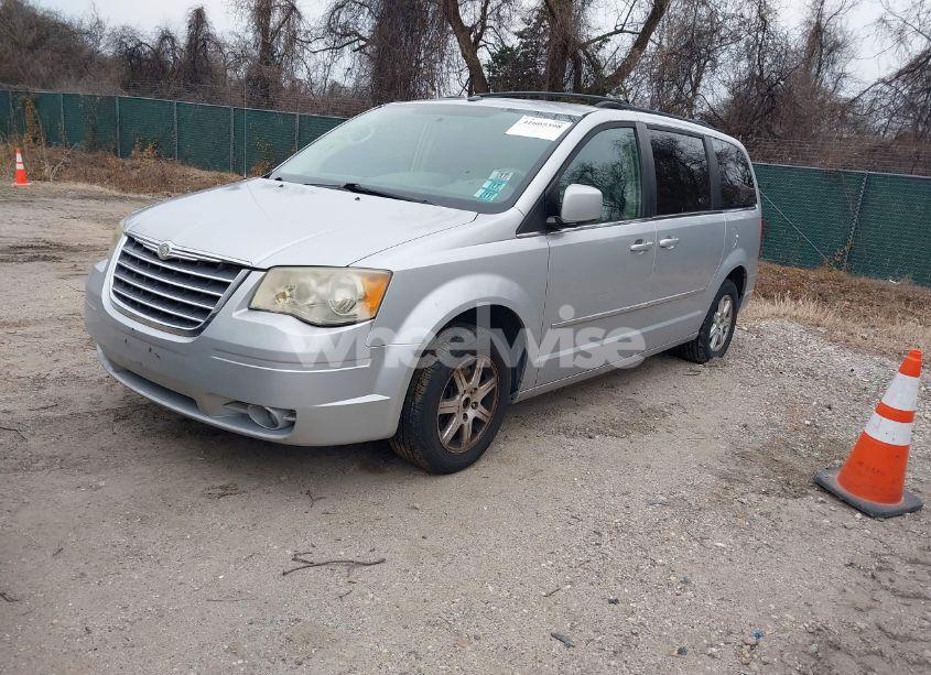 Photo 2 of 2009 Chrysler Town & COUNTRY TOURING (VIN 2A8HR54179R521480)