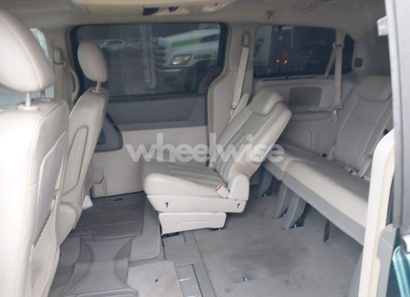 Photo 8 of 2009 Chrysler Town & COUNTRY TOURING (VIN 2A8HR54179R613530)