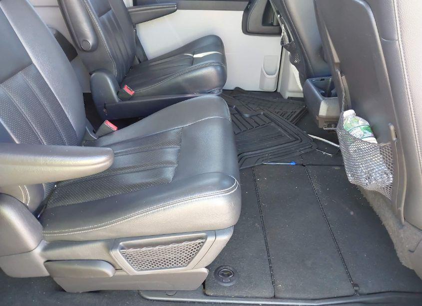 Photo 8 of 2009 Chrysler Town & COUNTRY TOURING (VIN 2A8HR54179R647287)