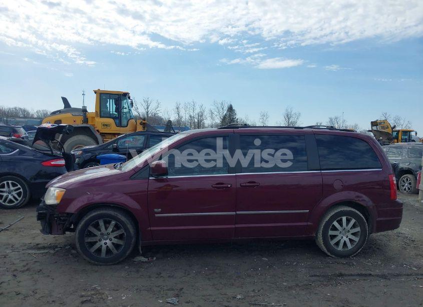 Photo 14 of 2009 Chrysler Town & COUNTRY TOURING (VIN 2A8HR54179R649072)