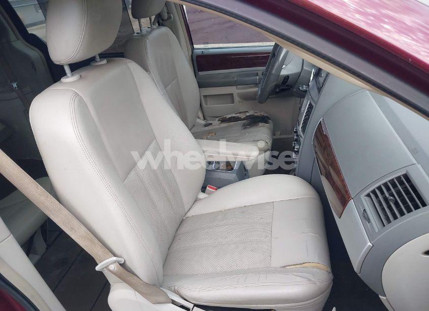 Photo 5 of 2009 Chrysler Town & COUNTRY TOURING (VIN 2A8HR54179R649072)