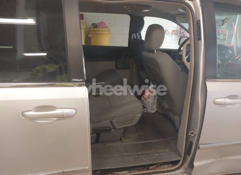 Photo 8 of 2009 Chrysler Town & COUNTRY TOURING (VIN 2A8HR54189R524906)