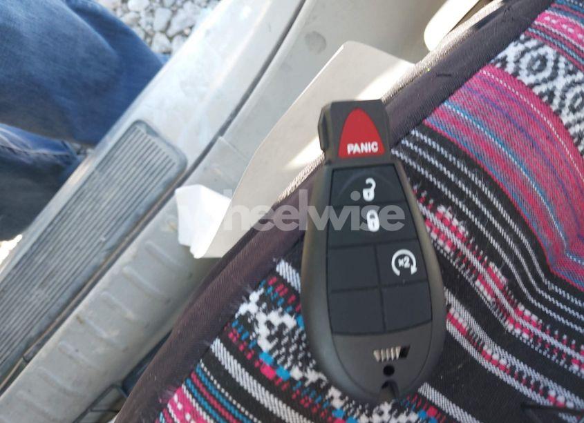 Photo 11 of 2009 Chrysler Town & COUNTRY TOURING (VIN 2A8HR54189R592543)