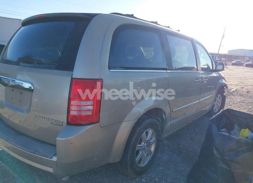 Photo 4 of 2009 Chrysler Town & COUNTRY TOURING (VIN 2A8HR54189R592543)