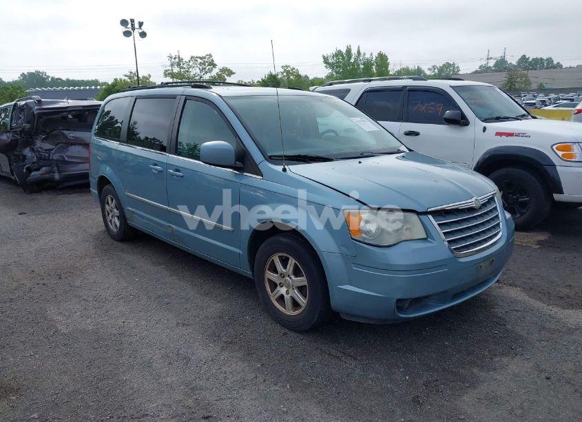 2009 Chrysler Town & COUNTRY TOURING (VIN 2A8HR54189R607171) main photo