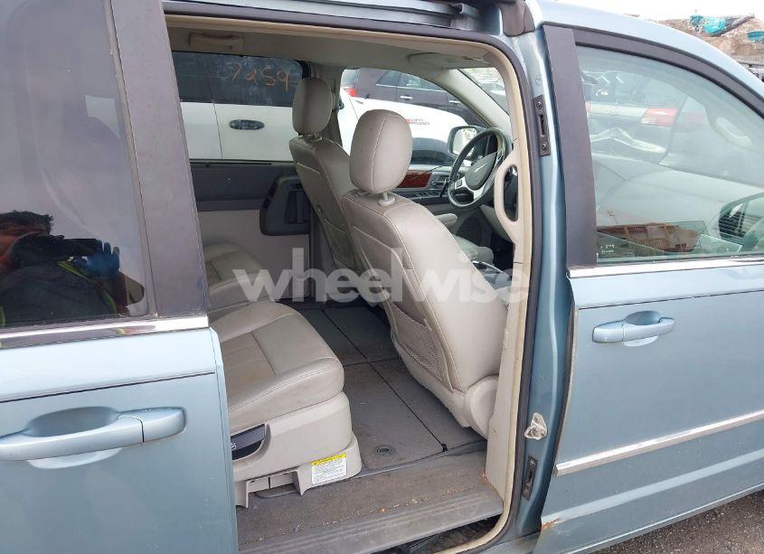 Photo 8 of 2009 Chrysler Town & COUNTRY TOURING (VIN 2A8HR54189R607171)