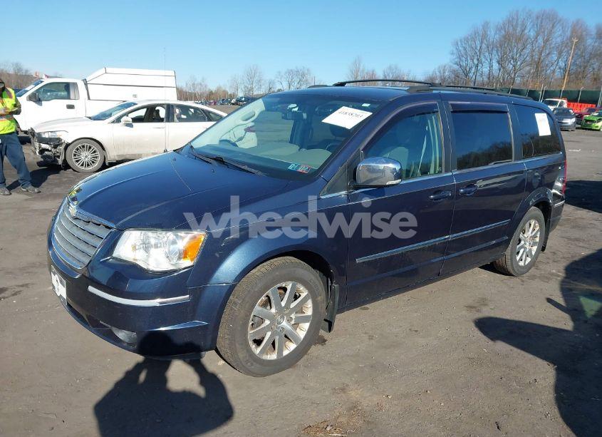 Photo 2 of 2009 Chrysler Town & COUNTRY TOURING (VIN 2A8HR54189R613259)