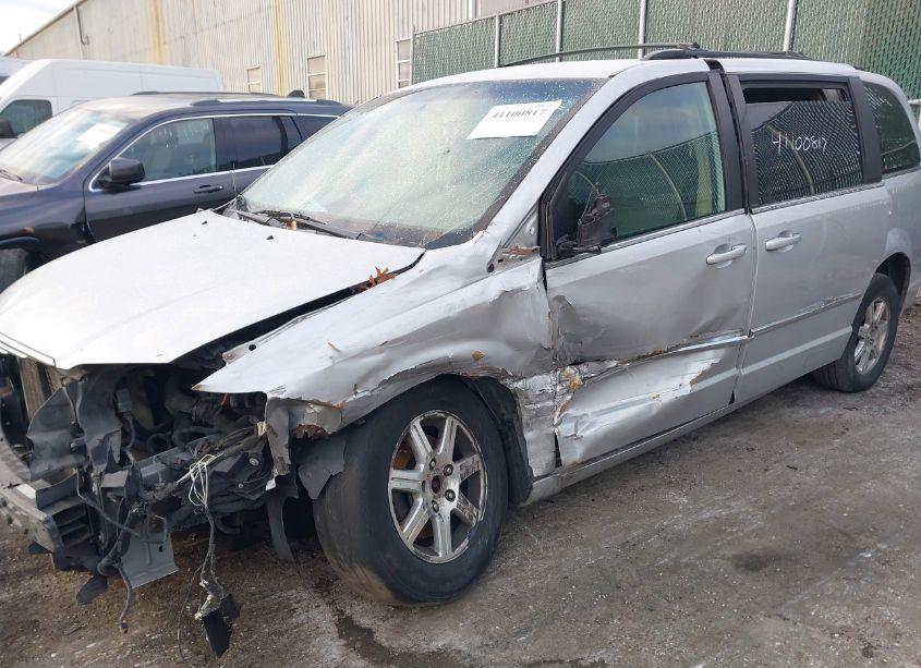 Photo 6 of 2009 Chrysler Town & COUNTRY TOURING (VIN 2A8HR54189R665555)