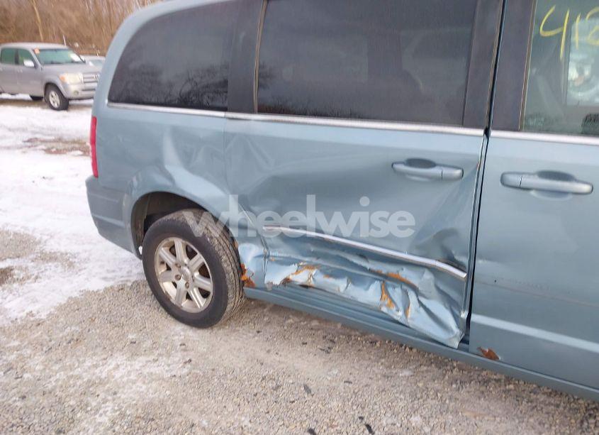 Photo 6 of 2009 Chrysler Town & COUNTRY TOURING (VIN 2A8HR54199R597380)