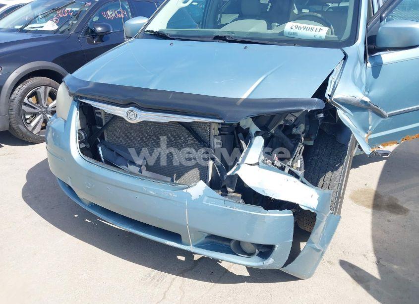 Photo 6 of 2009 Chrysler Town & COUNTRY TOURING (VIN 2A8HR541X9R640916)