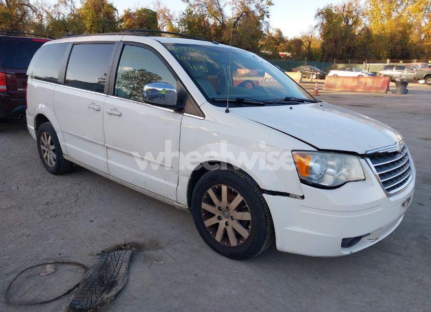 2008 Chrysler Town & COUNTRY TOURING (VIN 2A8HR54P08R151752) main photo