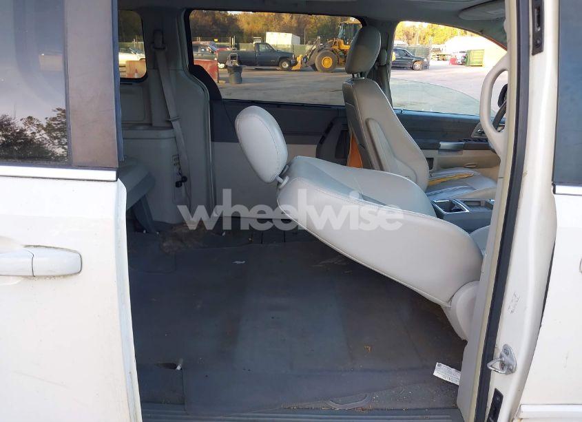 Photo 8 of 2008 Chrysler Town & COUNTRY TOURING (VIN 2A8HR54P08R151752)