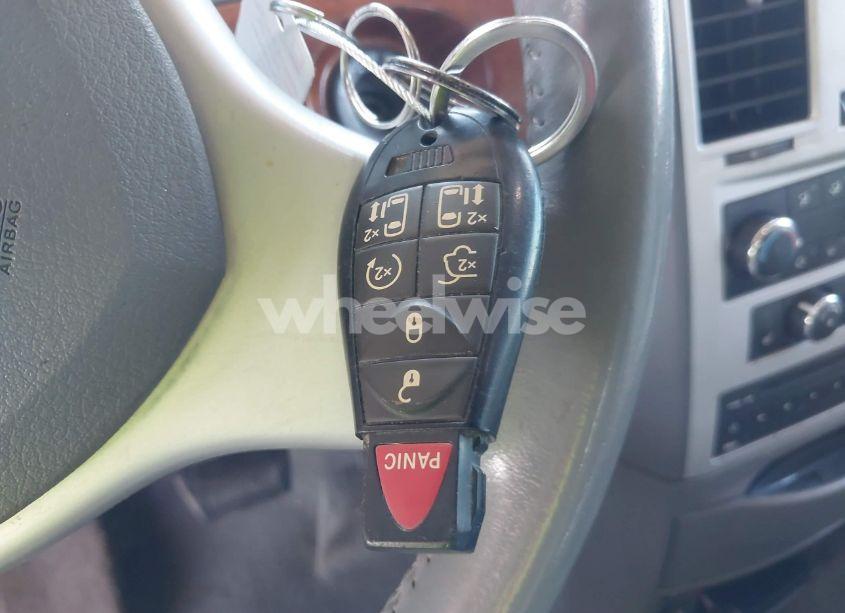 Photo 11 of 2008 Chrysler Town & COUNTRY TOURING (VIN 2A8HR54P08R709647)