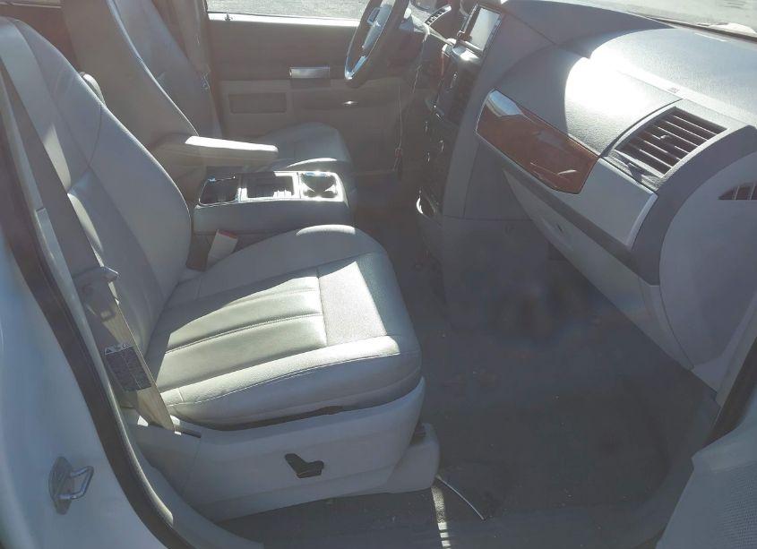 Photo 5 of 2008 Chrysler Town & COUNTRY TOURING (VIN 2A8HR54P18R684905)