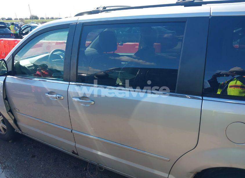 Photo 14 of 2008 Chrysler Town & COUNTRY TOURING (VIN 2A8HR54P18R821759)