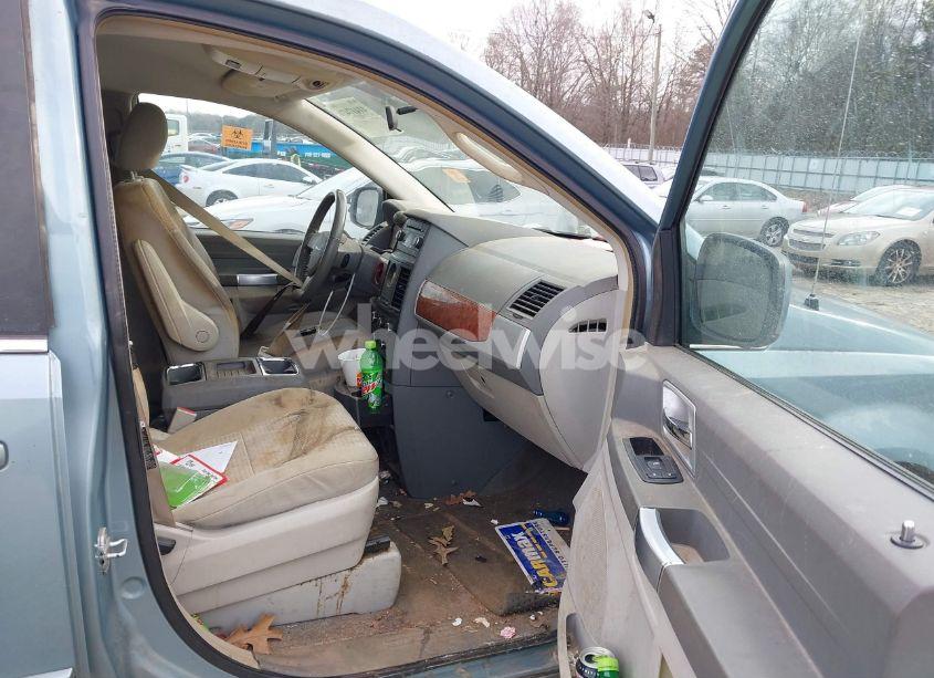 Photo 5 of 2008 Chrysler Town & COUNTRY TOURING (VIN 2A8HR54P28R127677)