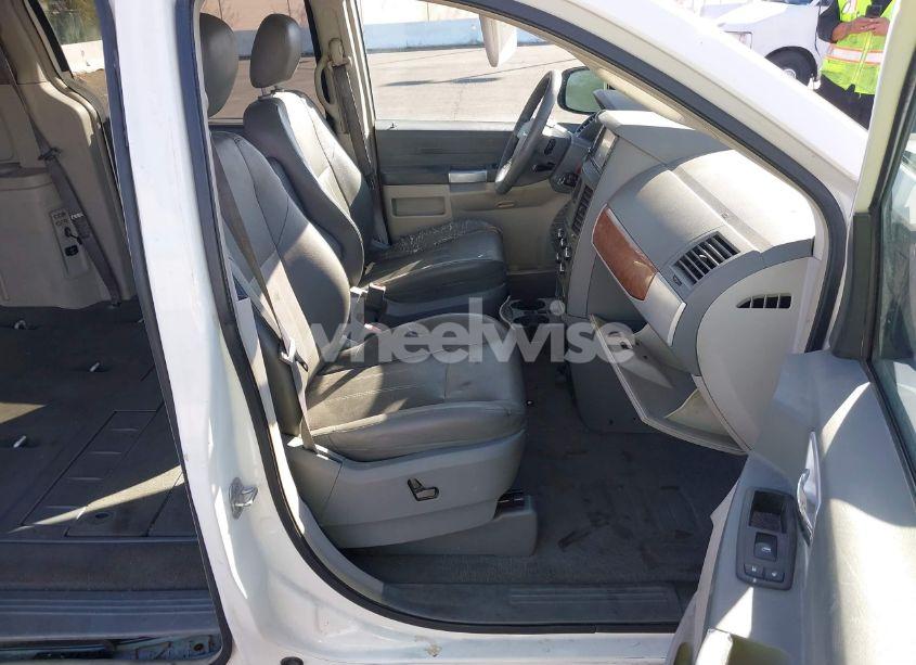 Photo 5 of 2008 Chrysler Town & COUNTRY TOURING (VIN 2A8HR54P28R725350)