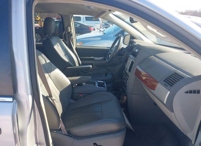 Photo 5 of 2008 Chrysler Town & COUNTRY TOURING (VIN 2A8HR54P28R815193)