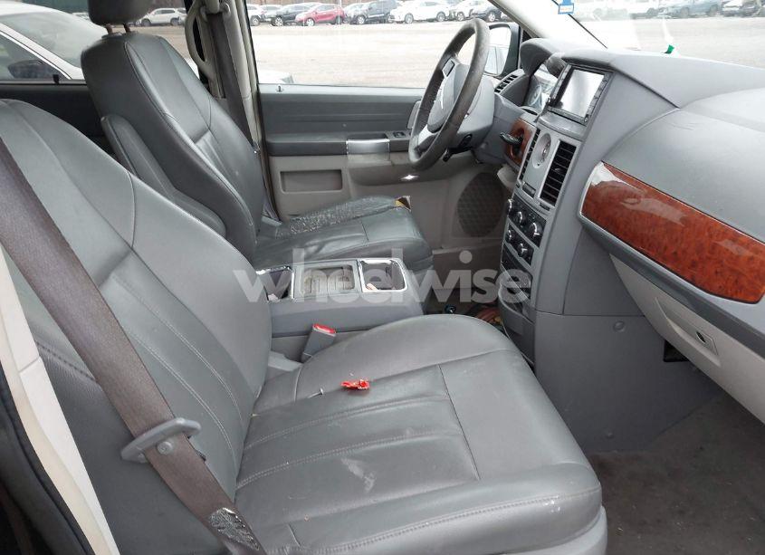 Photo 5 of 2008 Chrysler Town & COUNTRY TOURING (VIN 2A8HR54P28R818692)
