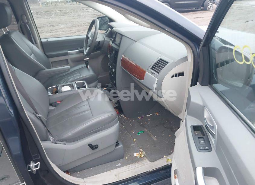 Photo 5 of 2008 Chrysler Town & COUNTRY TOURING (VIN 2A8HR54P38R118101)