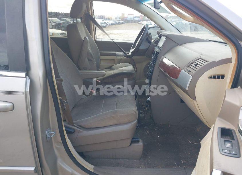 Photo 5 of 2008 Chrysler Town & COUNTRY TOURING (VIN 2A8HR54P38R822413)