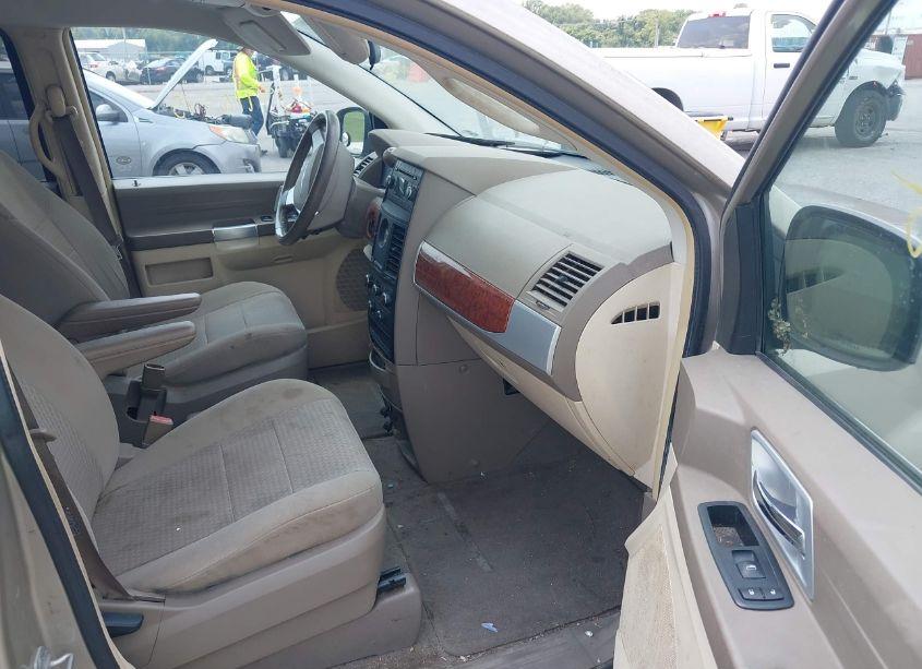 Photo 5 of 2008 Chrysler Town & COUNTRY TOURING (VIN 2A8HR54P48R788305)