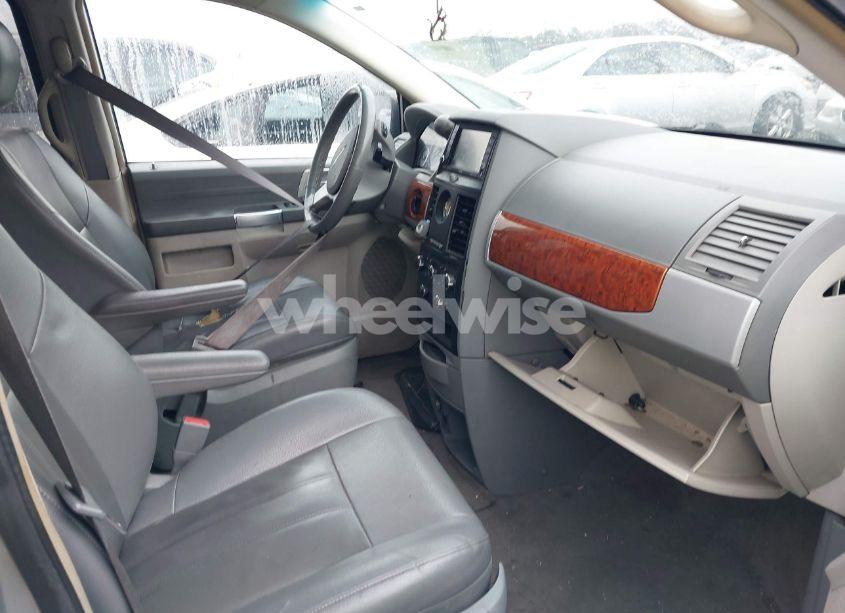 Photo 5 of 2008 Chrysler Town & COUNTRY TOURING (VIN 2A8HR54P58R142500)