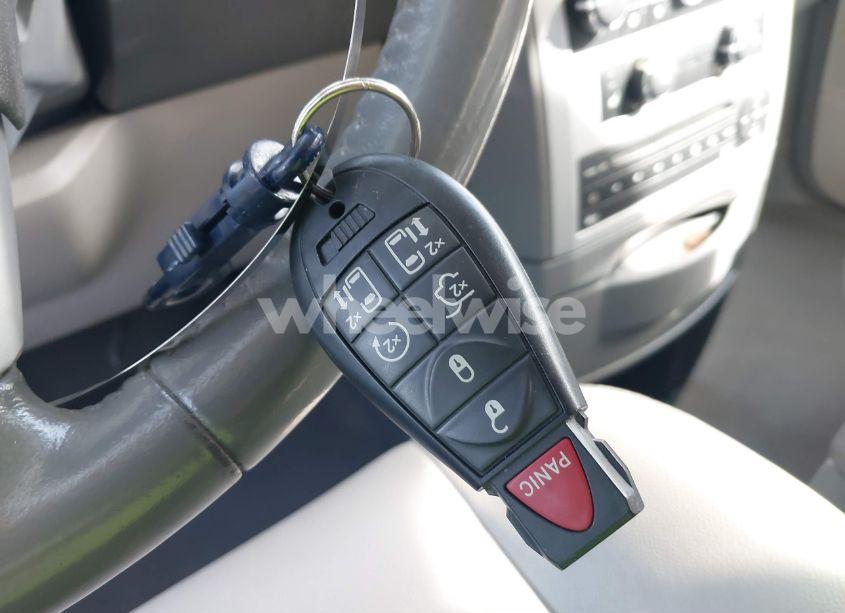 Photo 11 of 2008 Chrysler Town & COUNTRY TOURING (VIN 2A8HR54P58R738576)